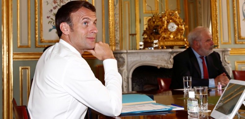 Alors que revoilà la sous-préfète : dans le Financial Times, Macron nous refait le coup de sa « destinée »