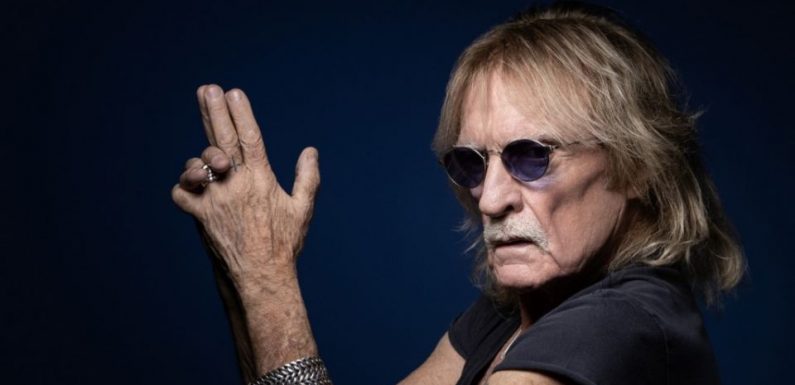 Le chanteur Christophe a été inhumé « dans la plus stricte intimité » au cimetière du Montparnasse