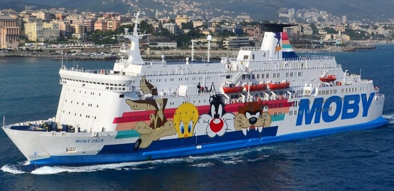 Italie : le Moby Zaza, un navire de quarantaine, est arrivé près d’Agrigente, chaque migrant coûtera plus de 4000 euros par mois