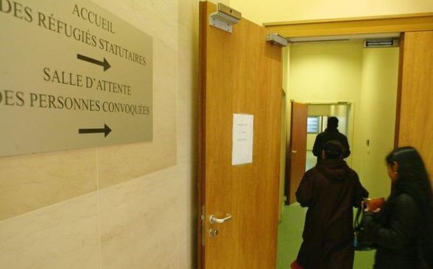 Accueil, séjour, visas, asile… La lente reprise de la gestion de l’immigration en France