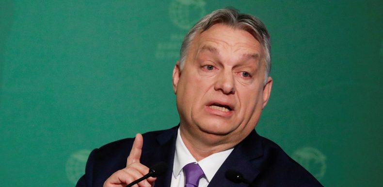 Pour la Commission européenne, la Hongrie doit revenir dans le club des vraies démocraties