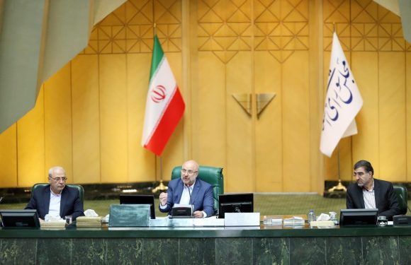 Iran : pour le nouveau président du Parlement, négocier avec Washington serait «inutile et nuisible»