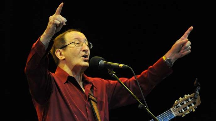 Le chanteur Idir, l’un des principaux ambassadeurs de la chanson kabyle, est mort