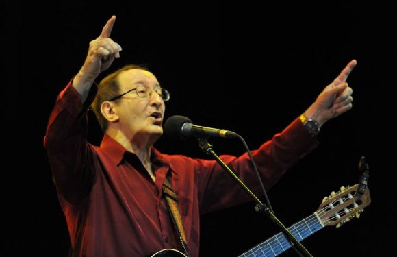 VIDEO. Le chanteur Idir, légende de la musique kabyle, est décédé à l’âge de 70 ans