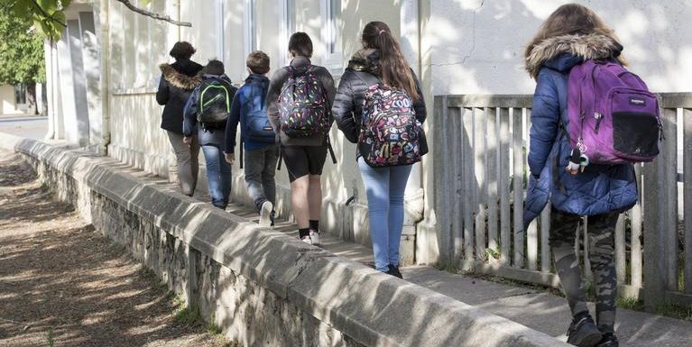 Déconfinement: des enfants de soignants mis à l’écart