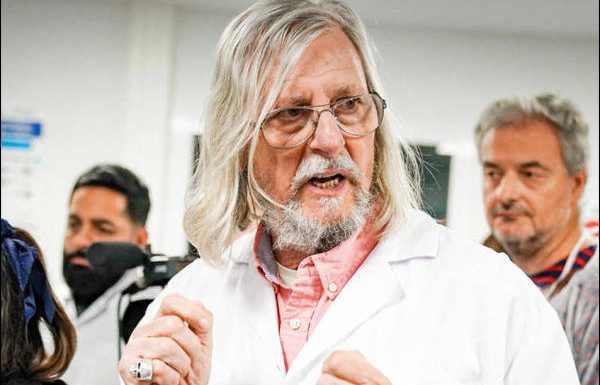 «Tout ce délire sur la gravité du virus est déraisonnable»