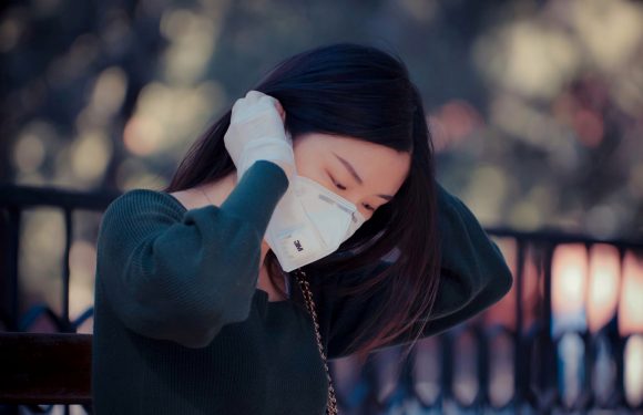 Le port du masque va-t-il modifier nos interactions sociales ?