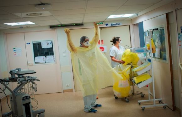 Deuxième vague à l’hôpital: « On a encore moins de moyens qu’en mars dernier »