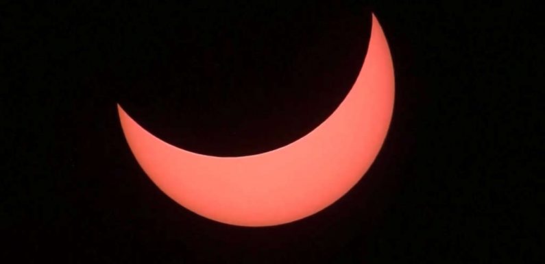 Les spectaculaires images de l’éclipse totale de Soleil en Amérique du Sud