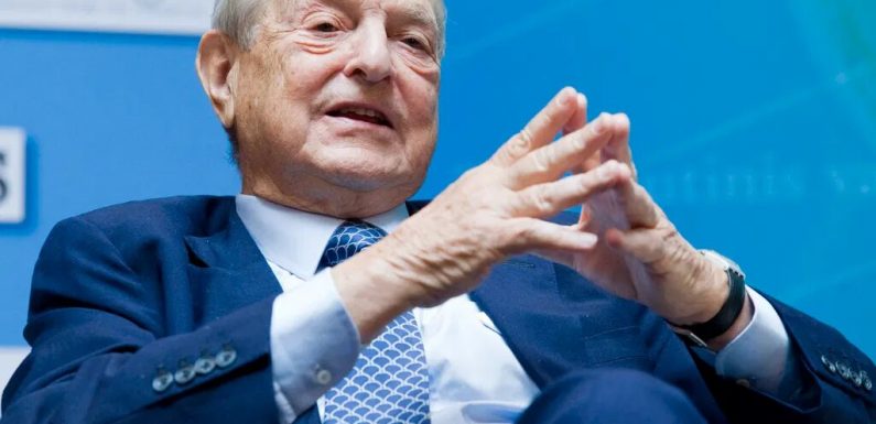 “Le pire possible” : le spéculateur financier George Soros critique le compromis trouvé par l’UE avec la Hongrie et la Pologne, et dénonce le “régime kleptocratique” de Viktor Orban