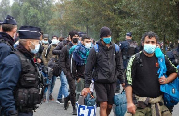 Immigration : selon l’Ofpra, «100 000 demandes d’asile» auront été déposées en France en 2021