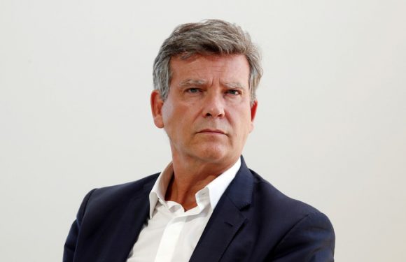 Présidentielle : Arnaud Montebourg «offre sa candidature» pour «un projet commun» à gauche