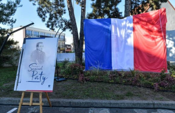 Assassinat de Samuel Paty : Emmanuel Macron a rencontré les parents du professeur
