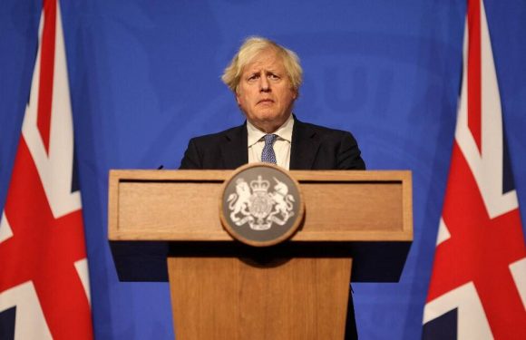Coronavirus au Royaume-Uni : Télétravail dès lundi et mise en place du passeport vaccinal, annonce Boris Johnson