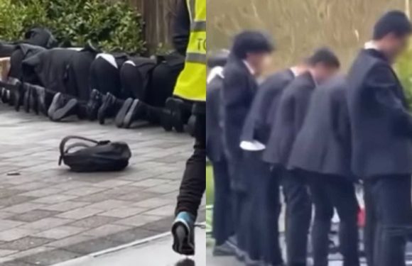 School apologises after Muslim students pictured praying outside in cold weather
